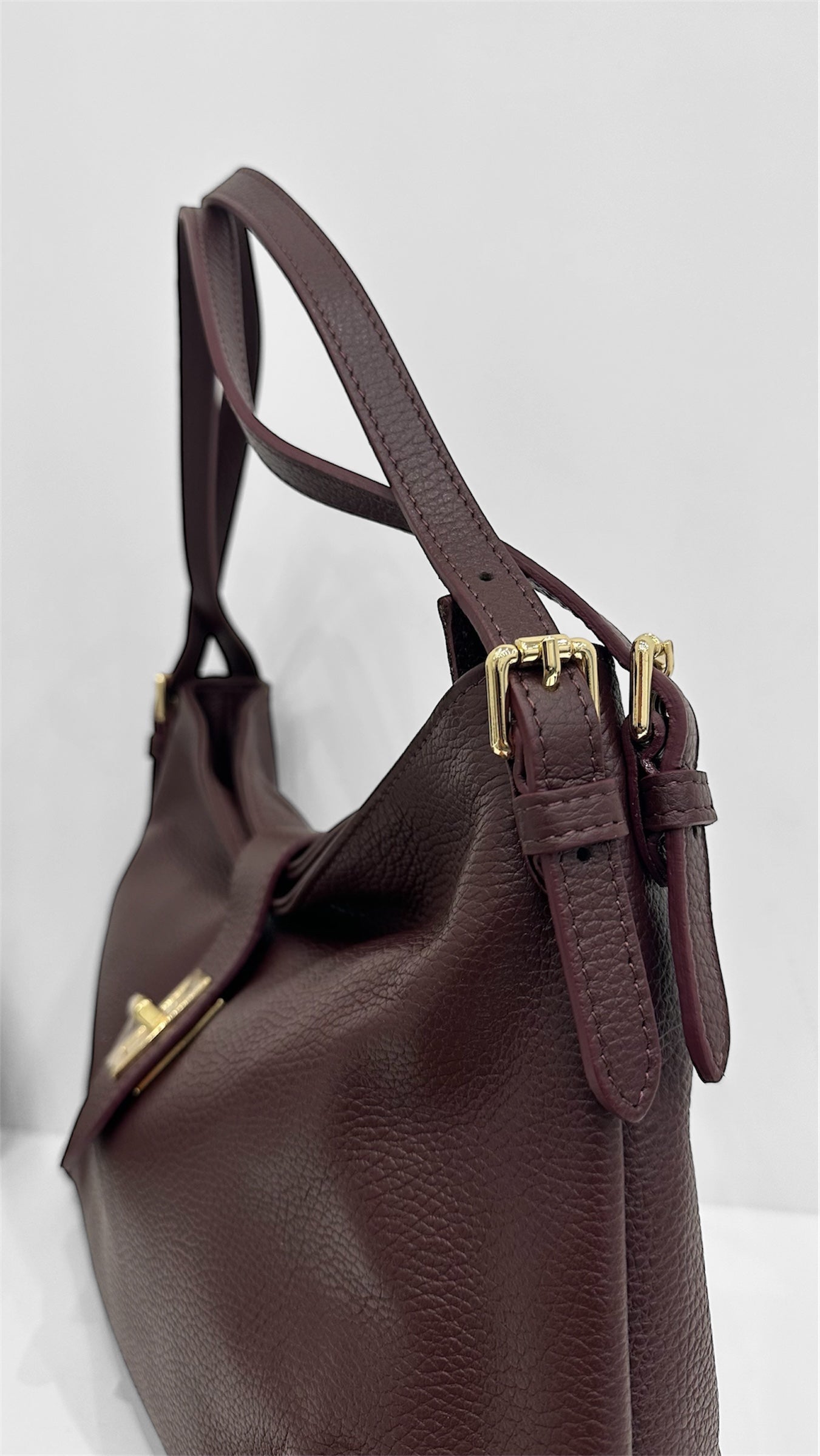 LEATHER BORDEAUX