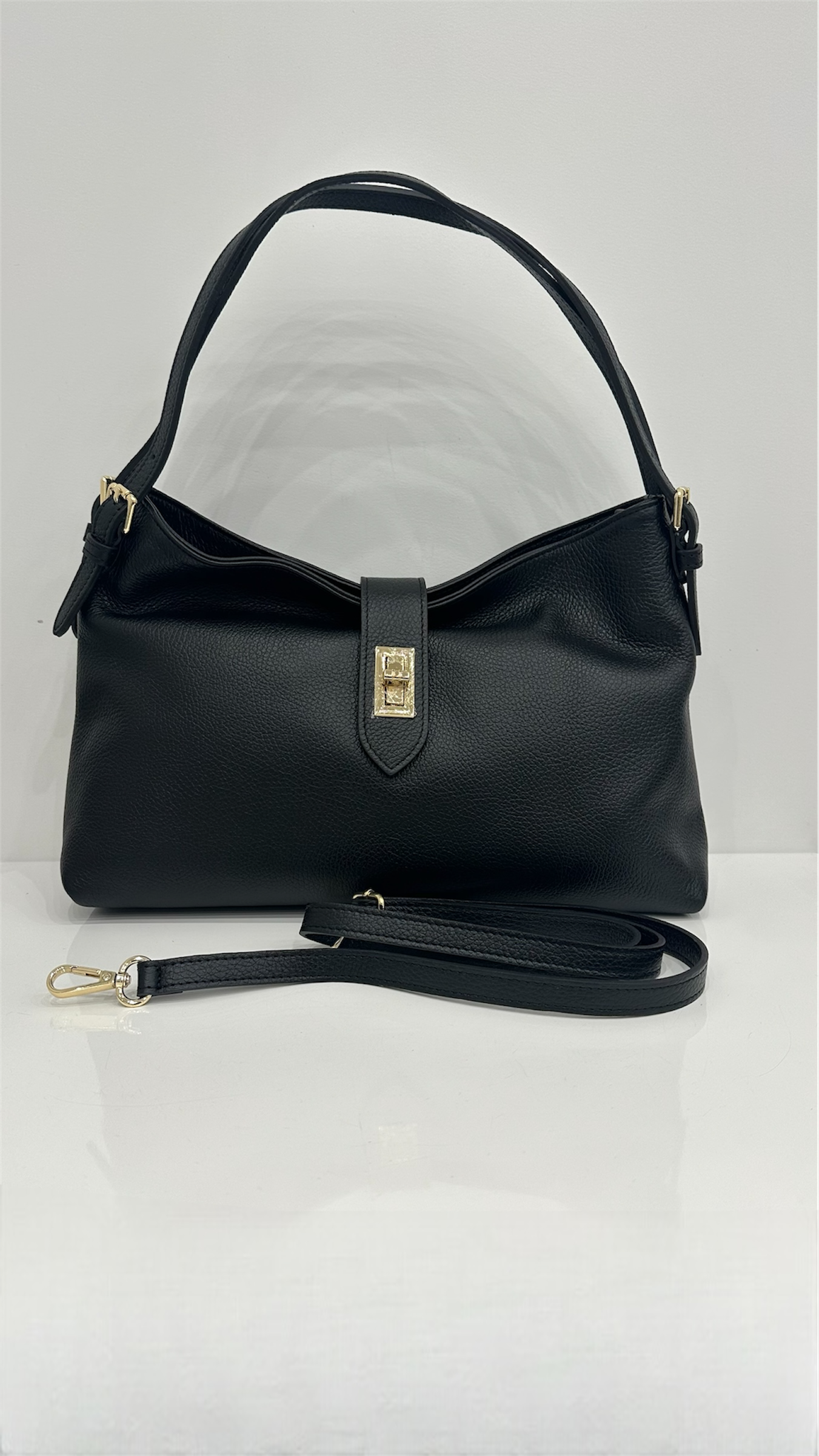 LEATHER NERA