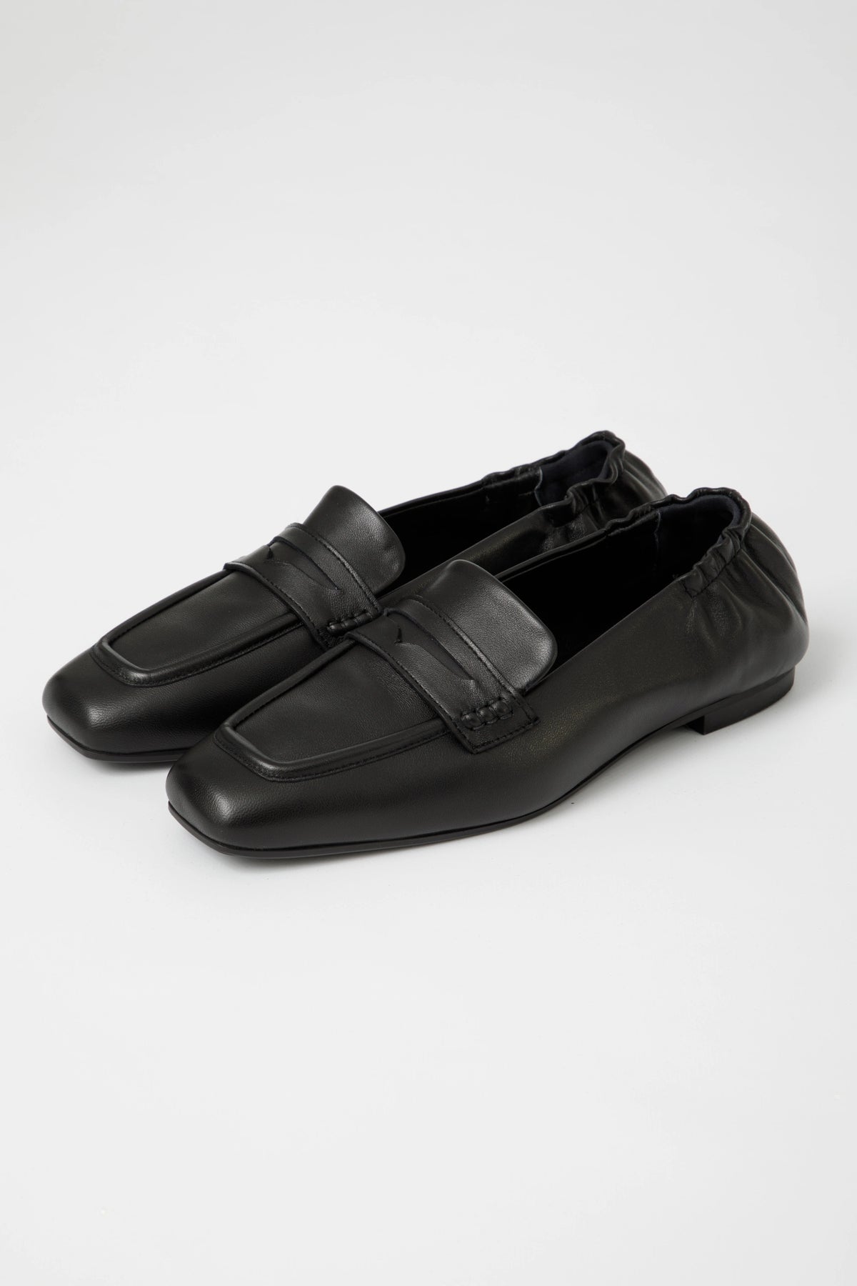 Mocassino donna in pelle nera morbida - Camilla