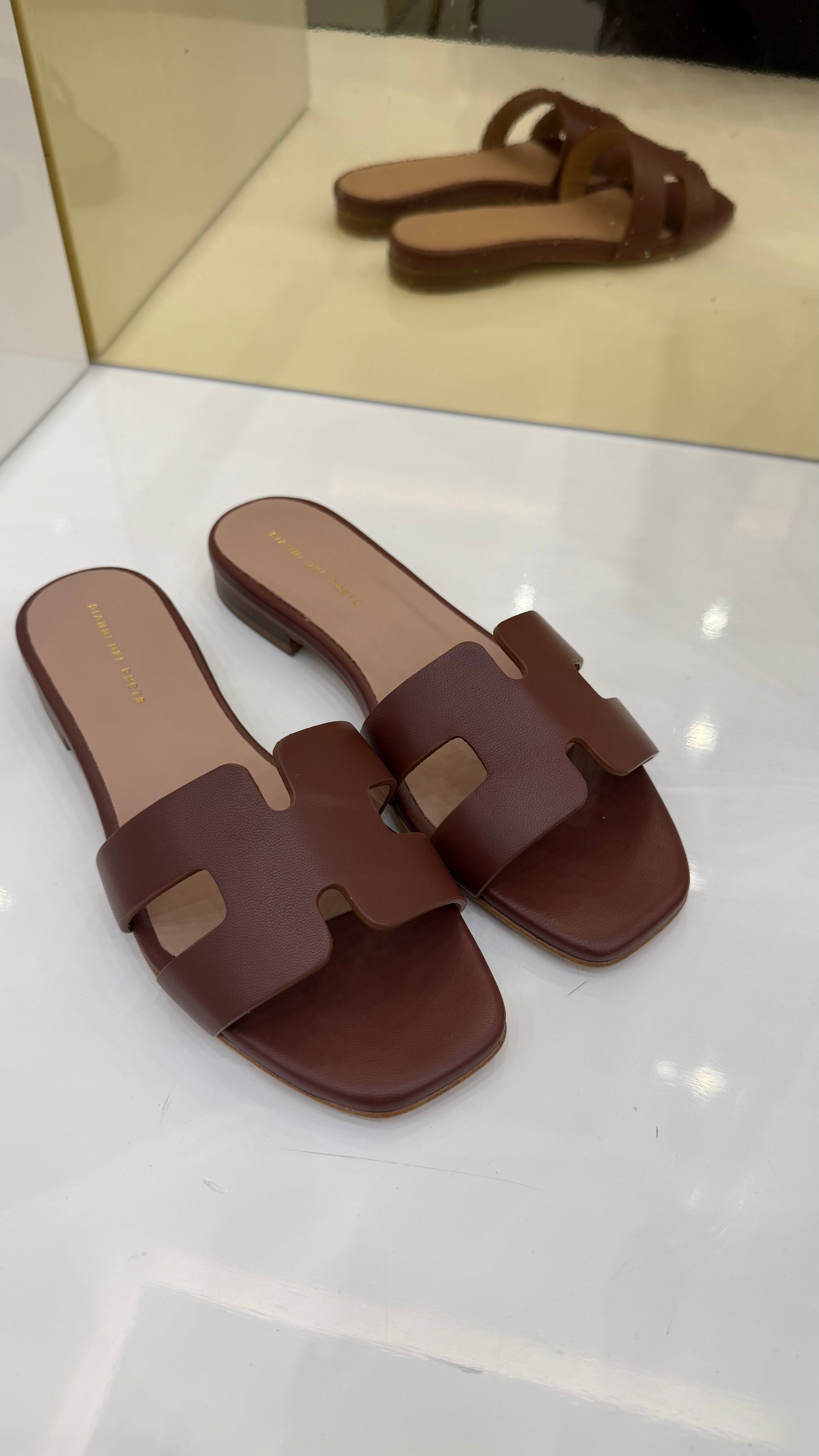 Ciabatta in pelle marrone