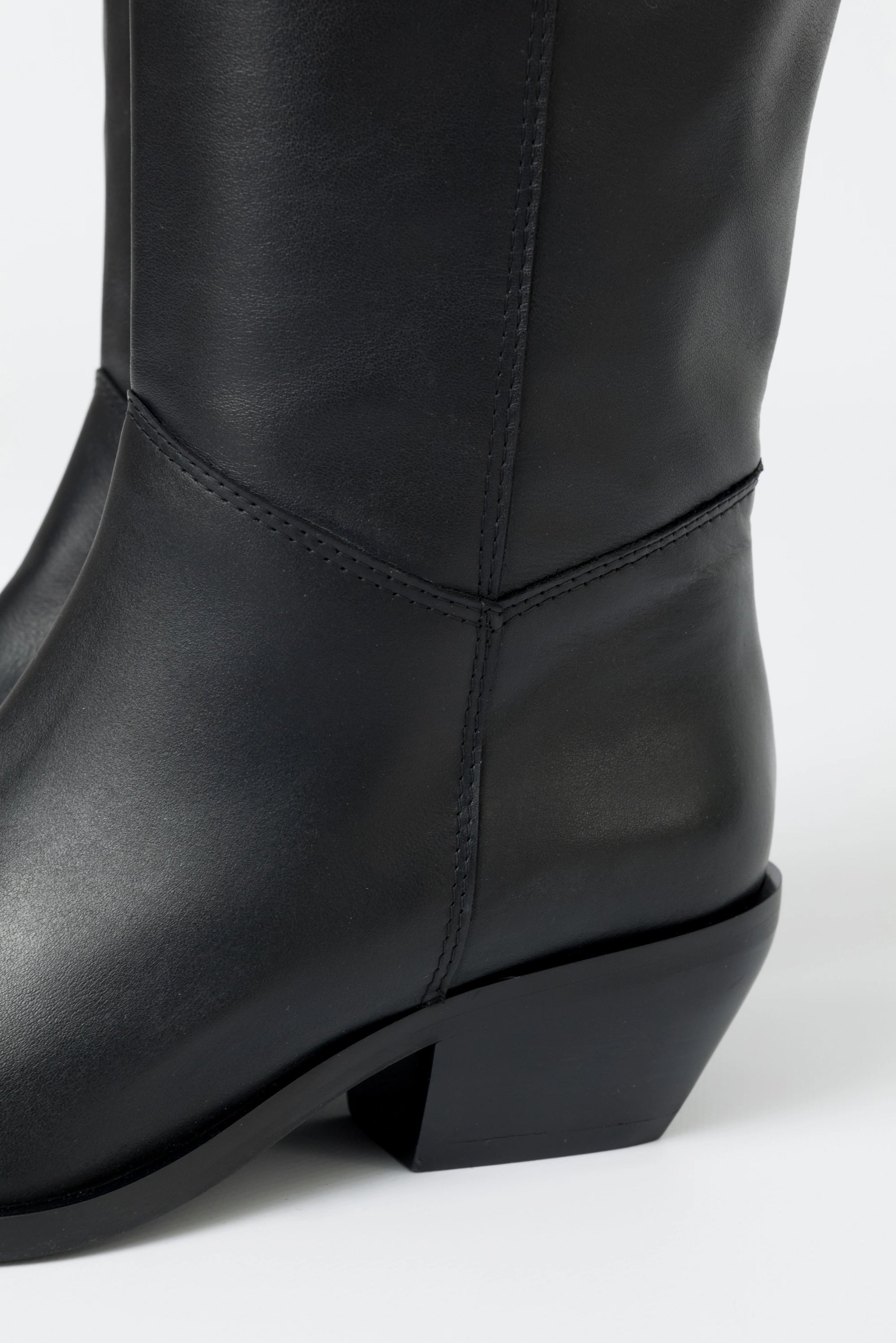 Virginia – Stivale texano elegante in pelle nera con tacco 40 mm