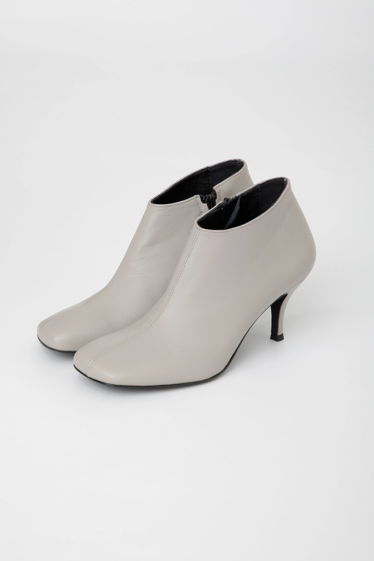 Tronchetto basso in pelle grey con tacco a stiletto 80 mm - Clarissa