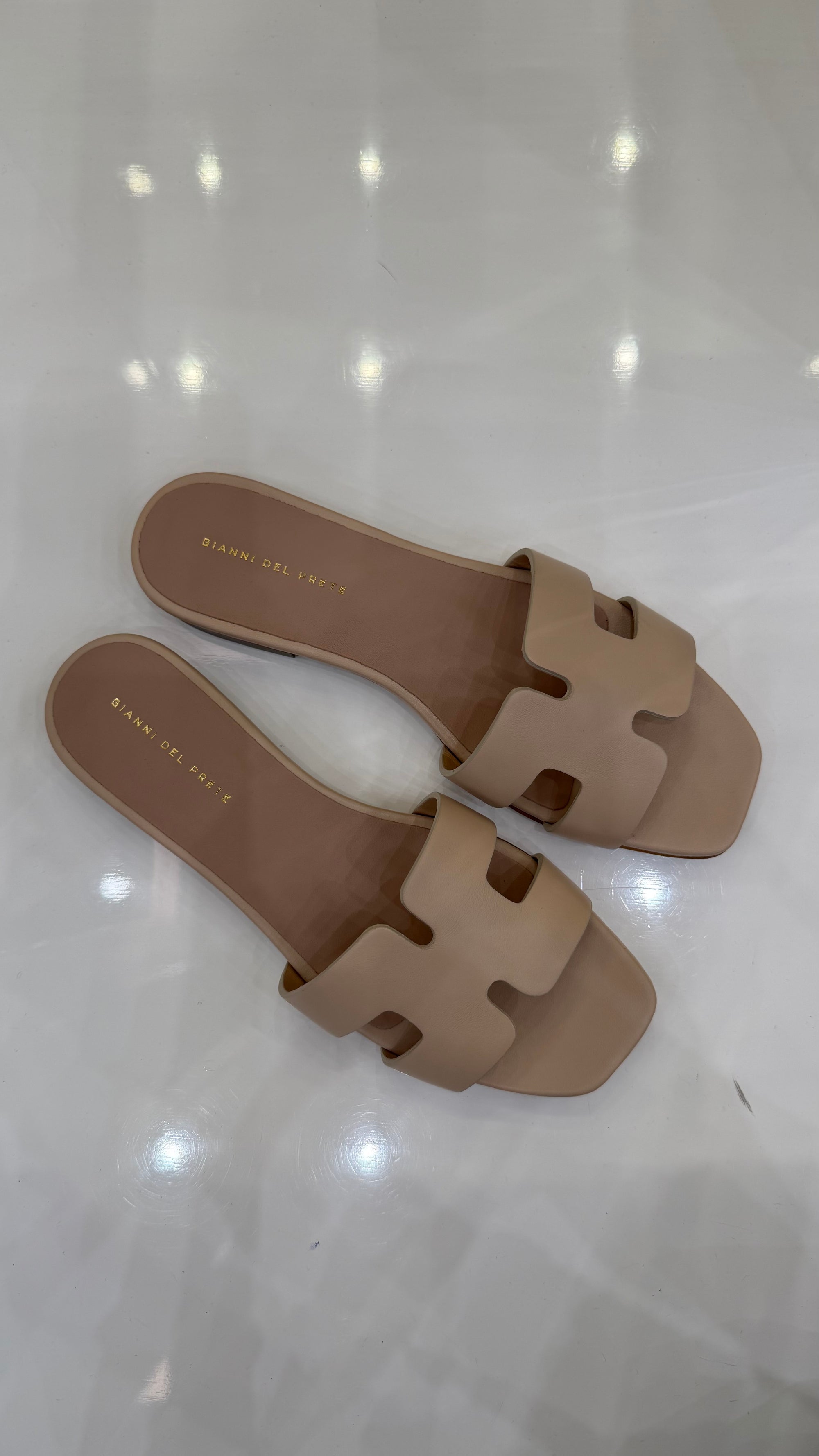 Ciabatta in pelle Nude