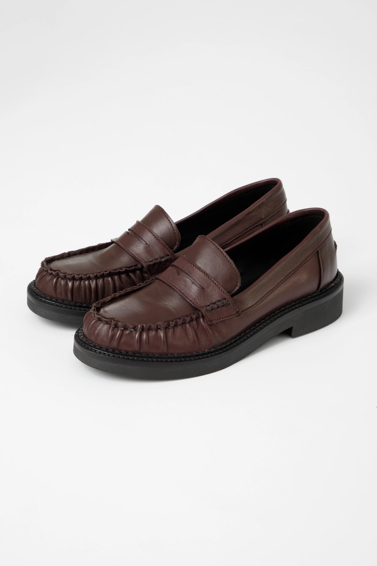 Mocassino in pelle bordeaux con fondo leggero - Costanza