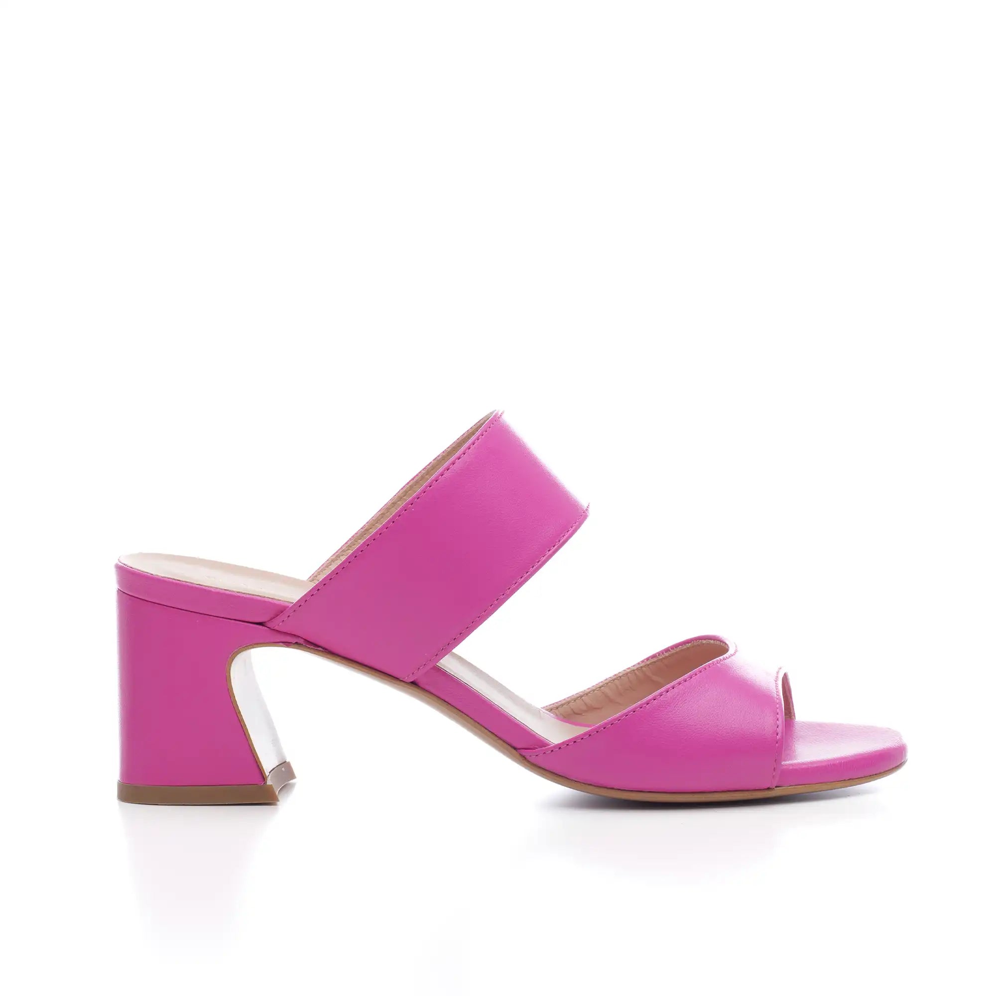 Elle mules sandal with low wide heel and band on the instep in fuchsia leather